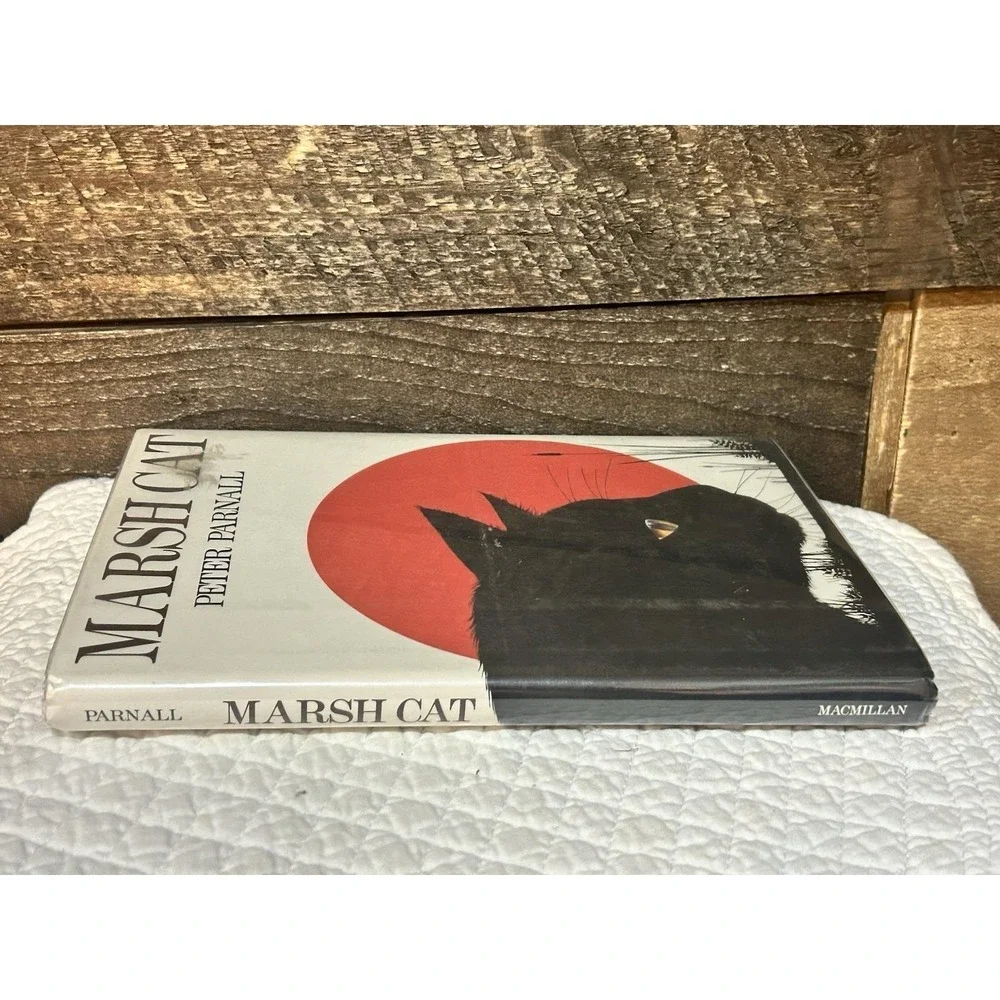 Marsh Cat by Peter Parnall Vintage 1991 First Edition